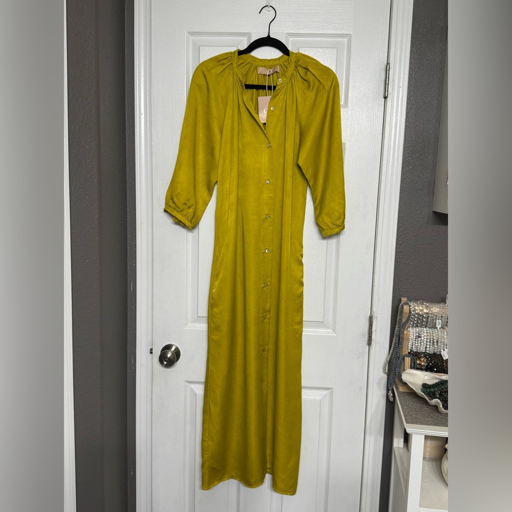 NWT Cali Dreaming Chartreuse Palma Dress with Raglan Sleeves S